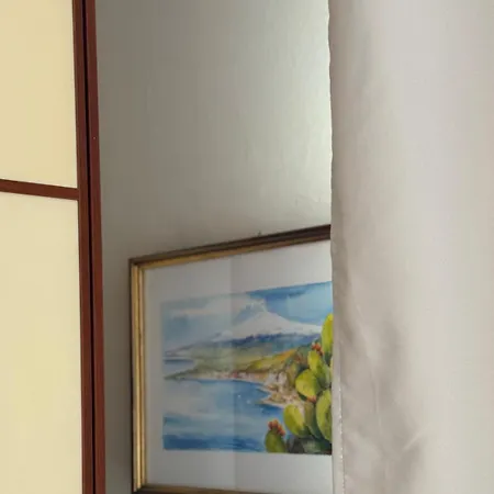 Case Vacanze Di Isabella Stoia Giardini Naxos Exterior foto