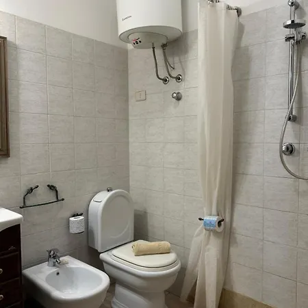 Case Vacanze Di Isabella Stoia Giardini Naxos Exterior foto