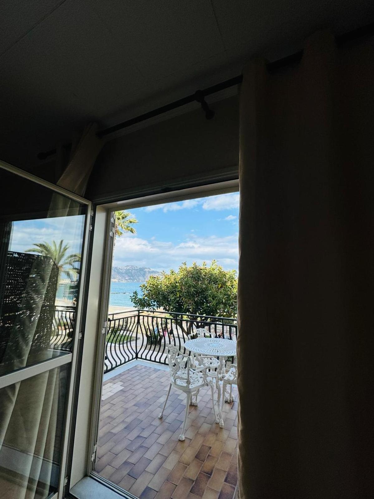 Vacanze Di Isabella Stoia * Giardini-Naxos