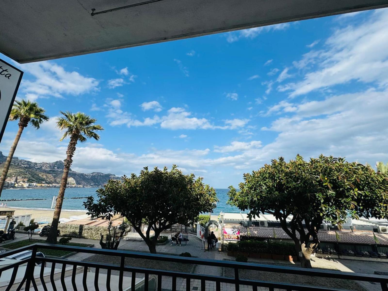 Vacanze Di Isabella Stoia Holiday home Giardini Naxos